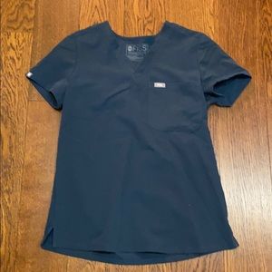 Figs one pocket scrub top